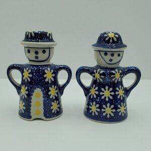 Polish Pottery Man & Woman Salt & Pepper Shakers Figural Daisy Floral Shakers